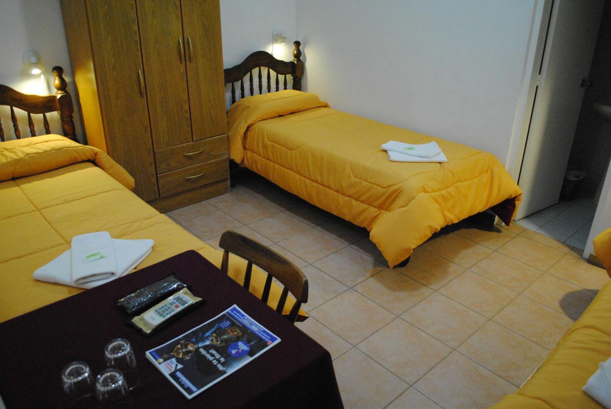 Hotel Romi Κολονία ντε Σακραμεντο Εξωτερικό φωτογραφία