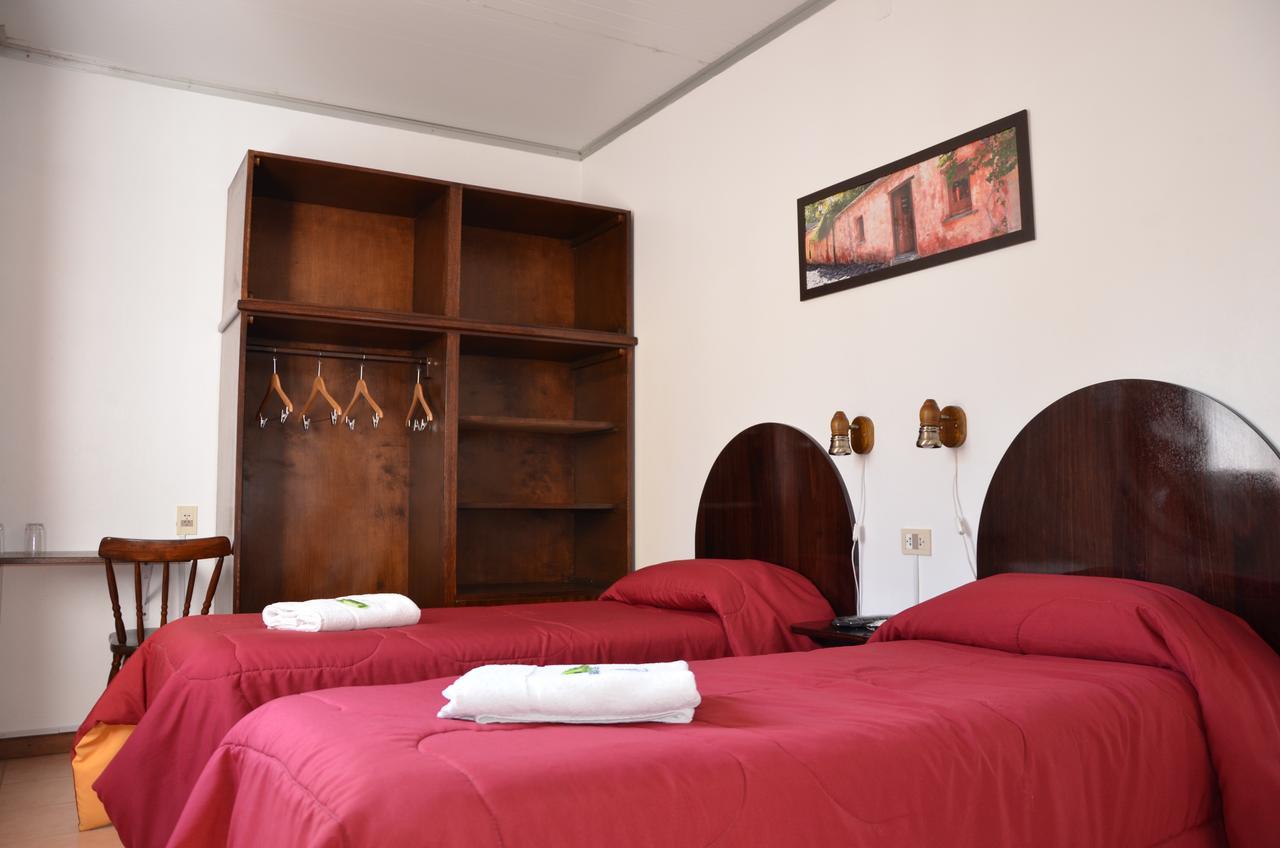 Hotel Romi Κολονία ντε Σακραμεντο Εξωτερικό φωτογραφία